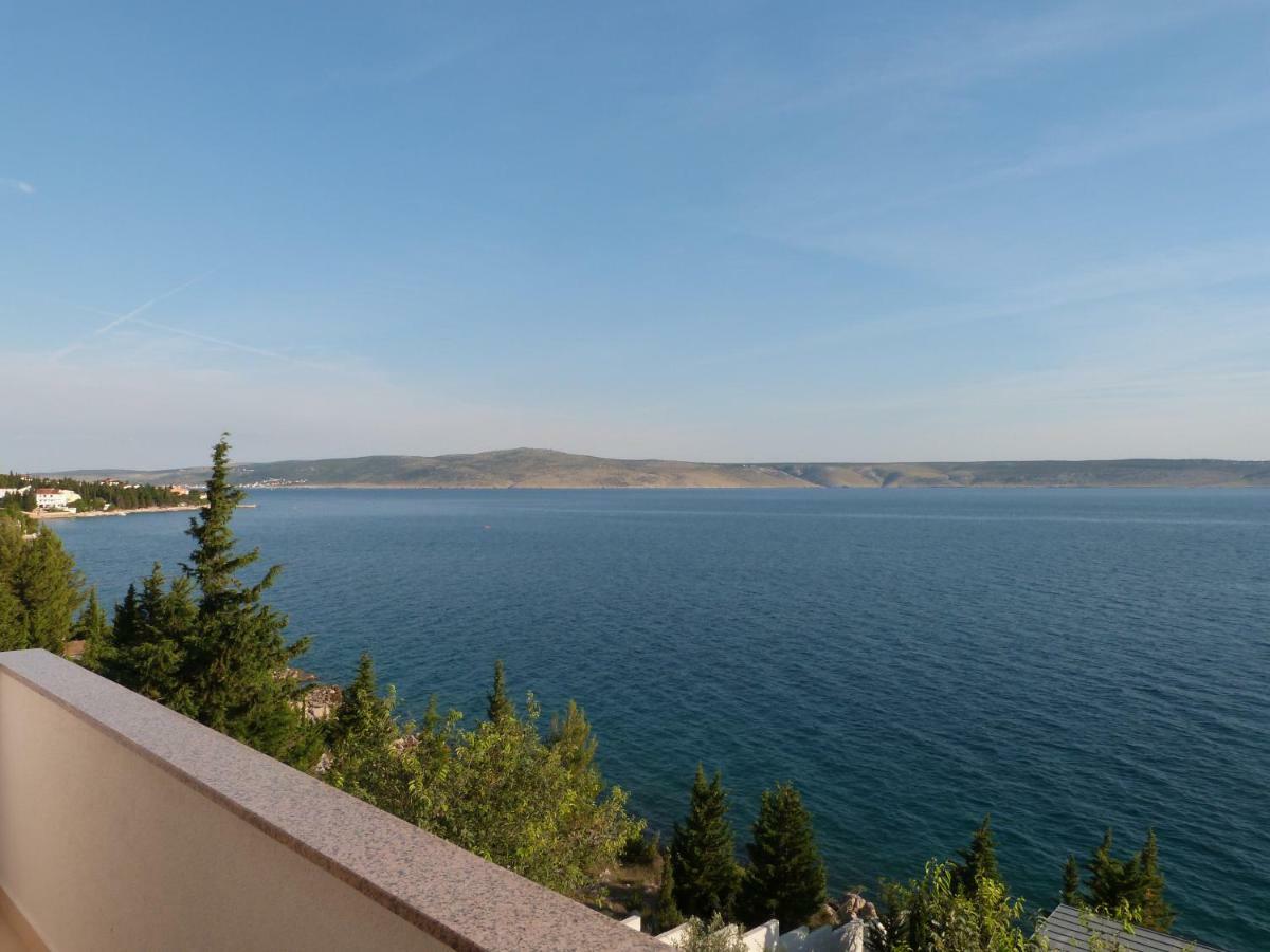 Maria Apartments Starigrad Paklenica Bagian luar foto