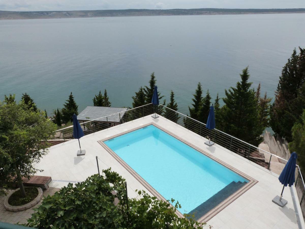 Maria Apartments Starigrad Paklenica Bagian luar foto