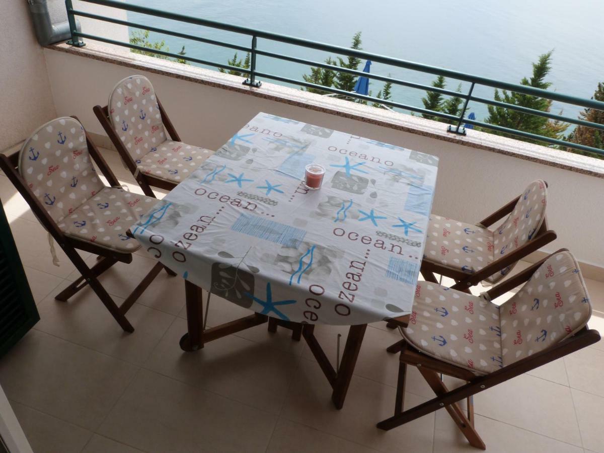 Maria Apartments Starigrad Paklenica Bagian luar foto