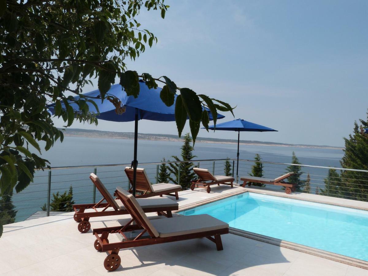 Maria Apartments Starigrad Paklenica Bagian luar foto