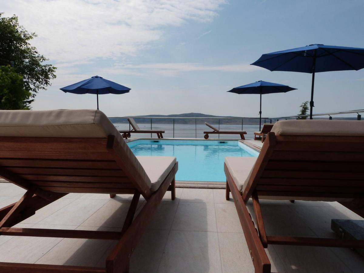Maria Apartments Starigrad Paklenica Bagian luar foto